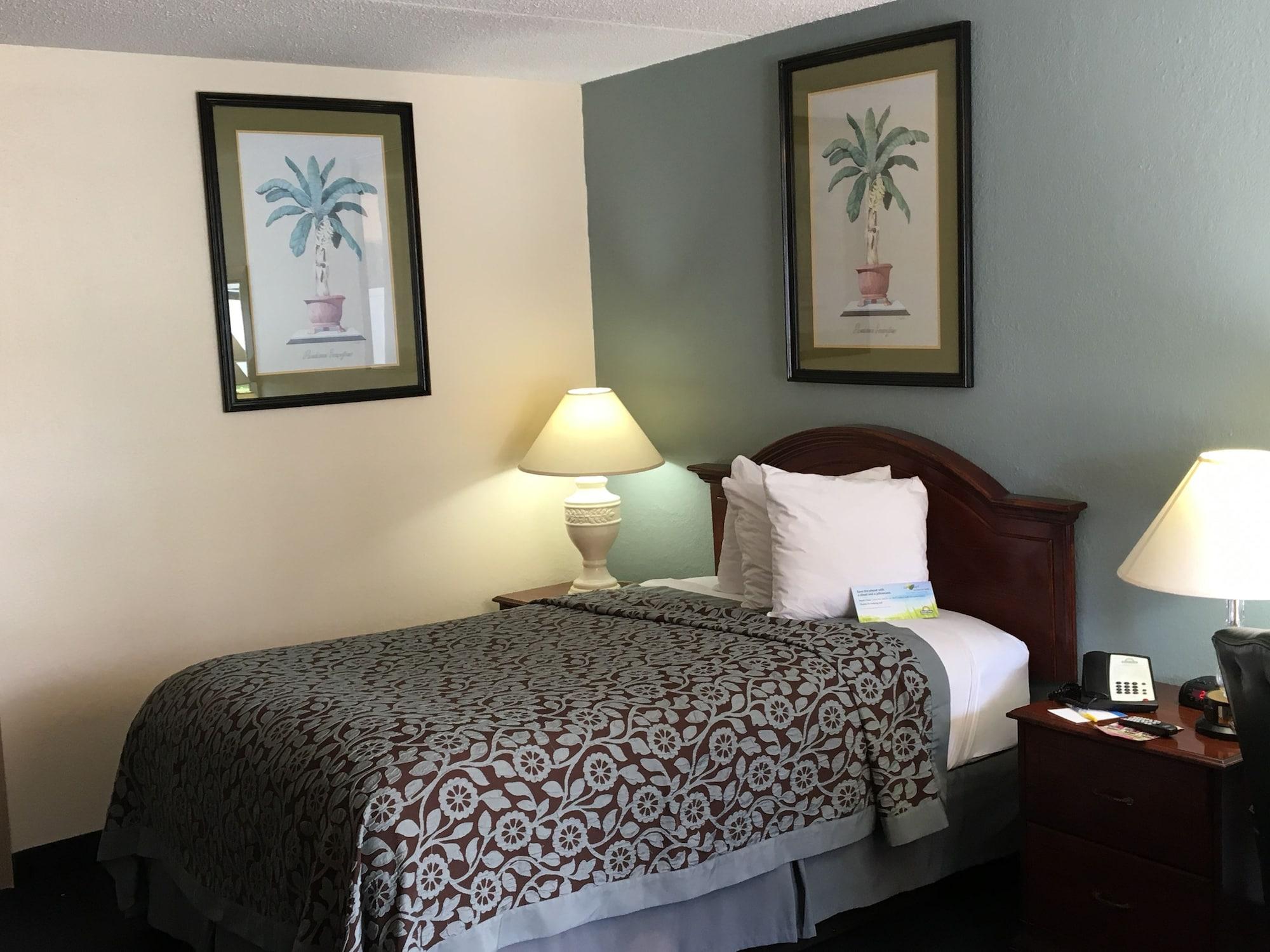 Williamsburg Days Inn By Wyndham Orlando Airport Florida Mall מראה חיצוני תמונה