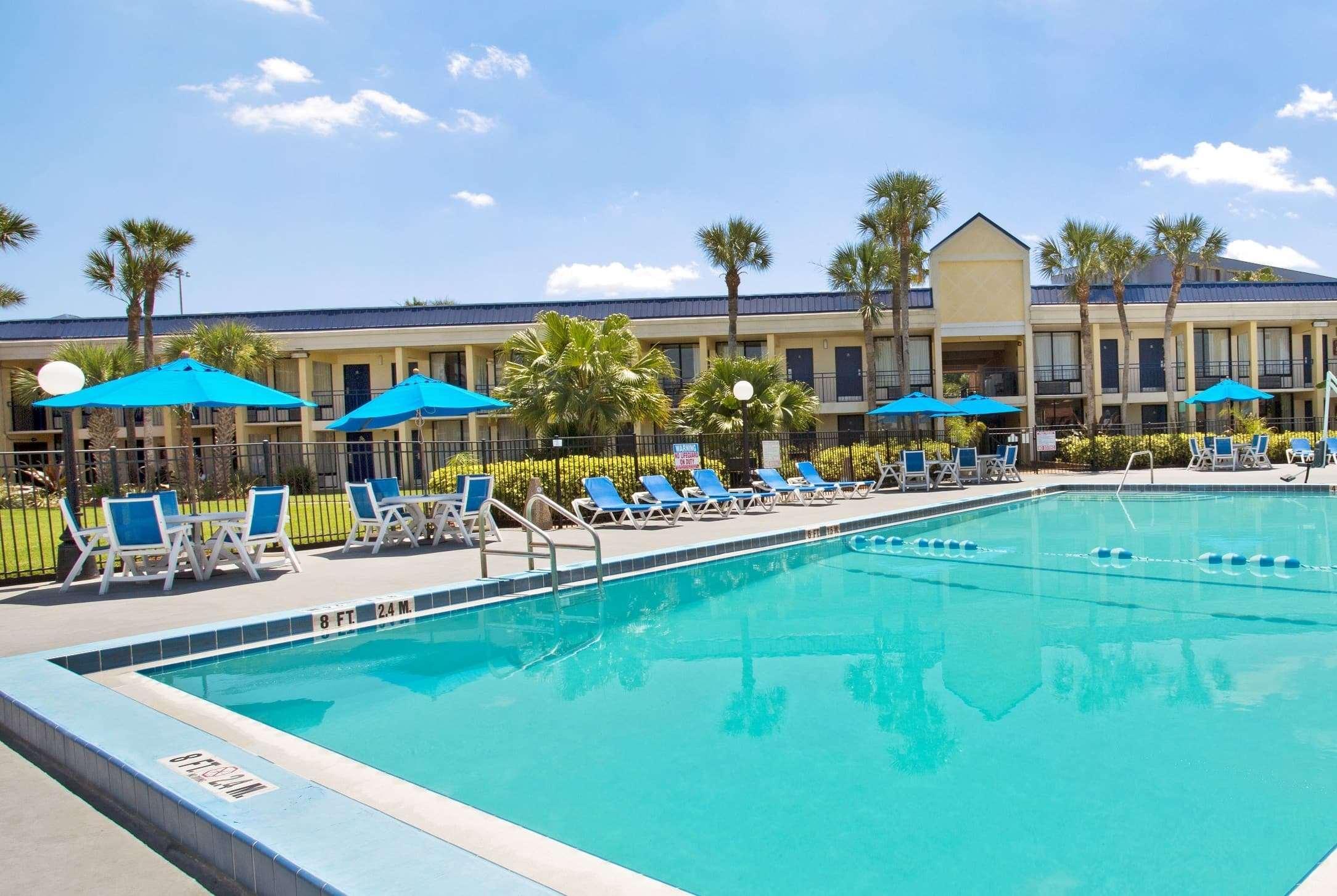 Williamsburg Days Inn By Wyndham Orlando Airport Florida Mall מראה חיצוני תמונה